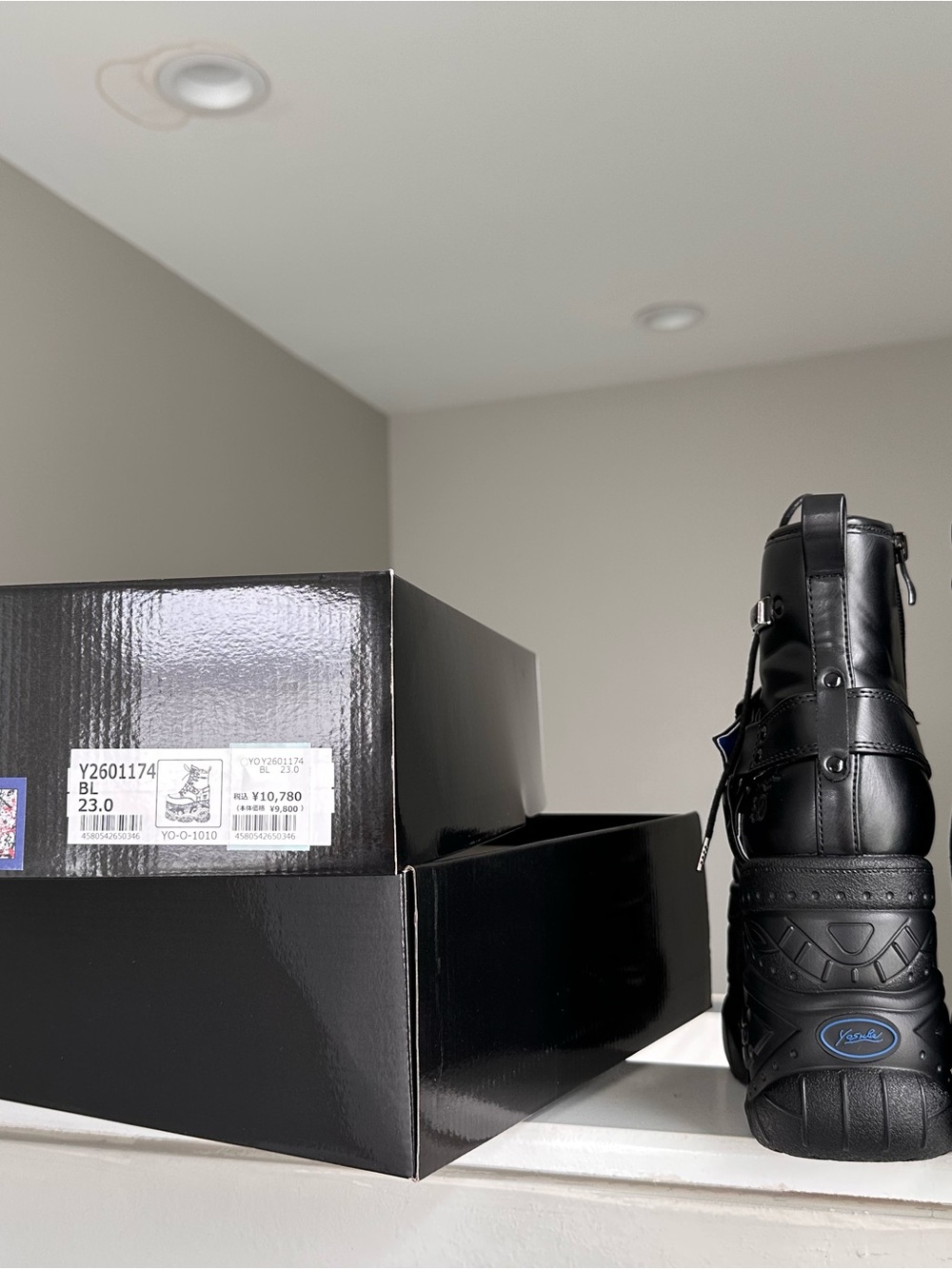 Japanese Black Platform Boots - Picture 11 of 11